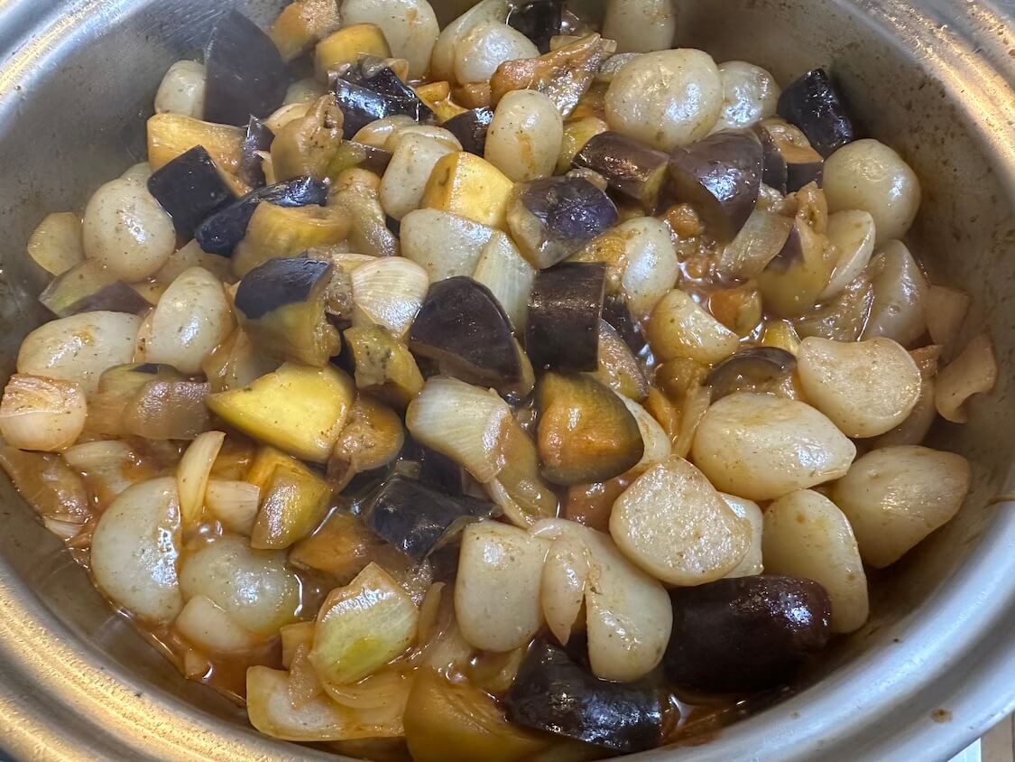 こんにゃくと茄子のコチュジャン煮