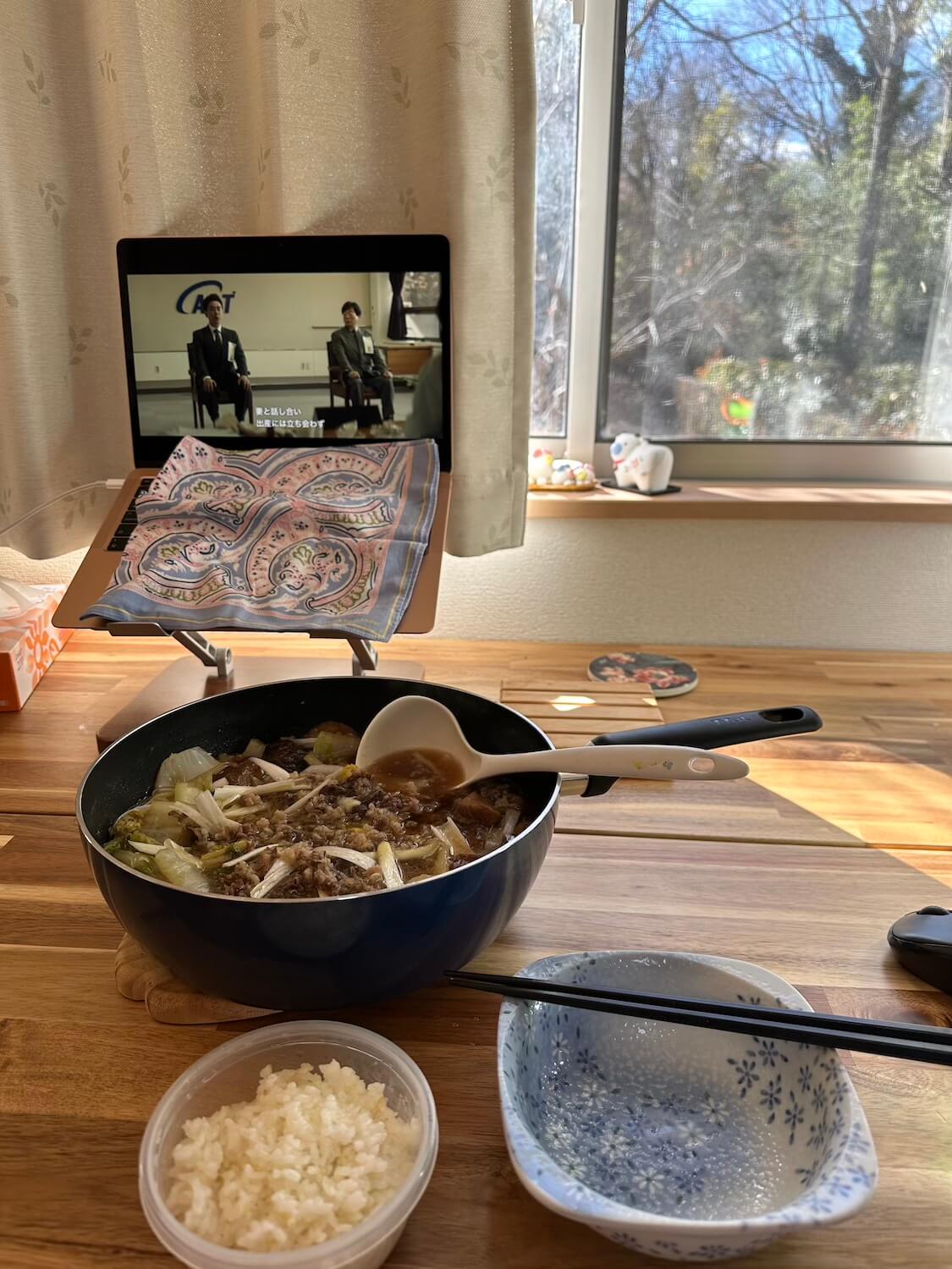 プルコギと白菜で冬の簡単鍋。韓国ドラマ