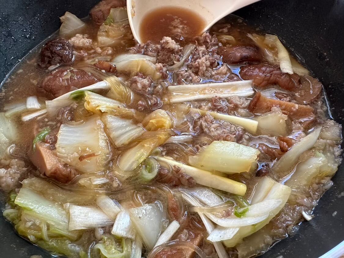 プルコギと白菜で冬の簡単鍋。韓国ドラマ