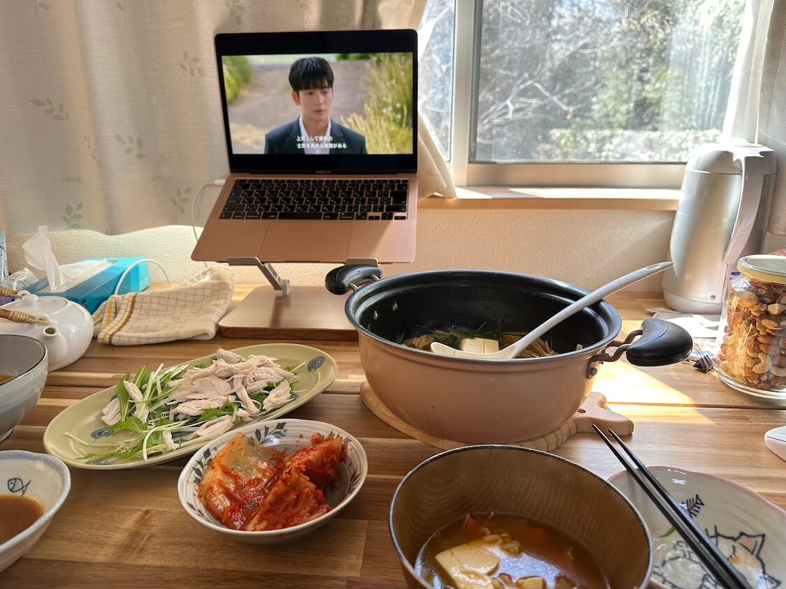 韓国のインスタントラーメンで簡単うま辛豆腐鍋レシピ。韓国ドラマ
