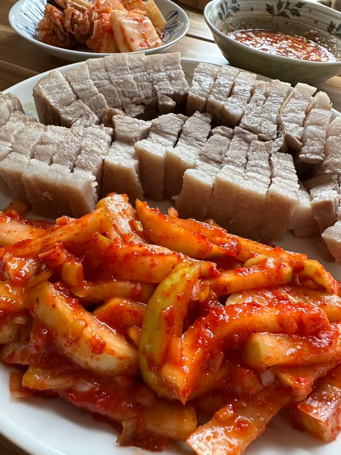 ゆで豚がご馳走に。ポリポリ食感がクセになる、本格ポッサムキムチ