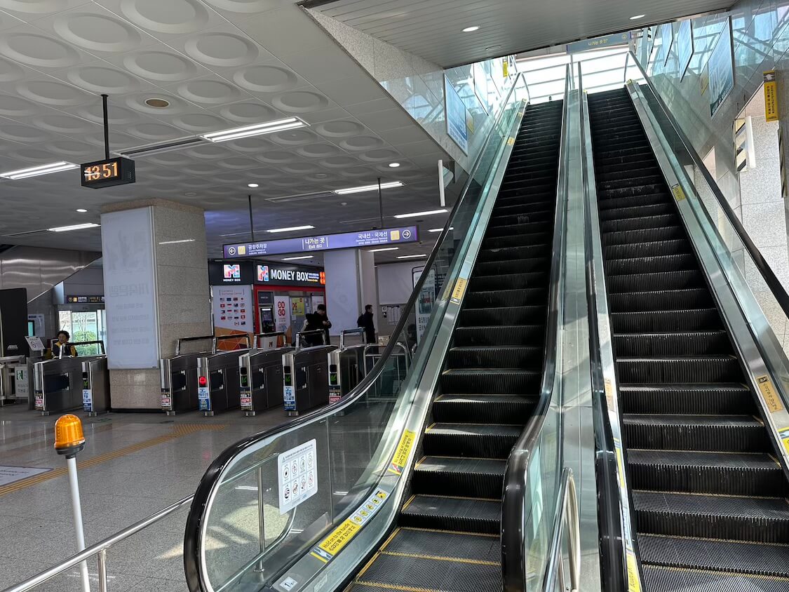 釜山でクッパ！金海空港近くの人気店へ。行き方