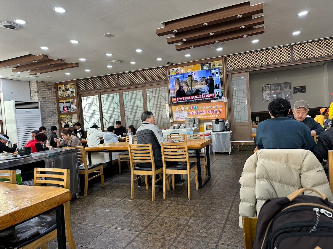 釜山グルメのテジクッパのお店