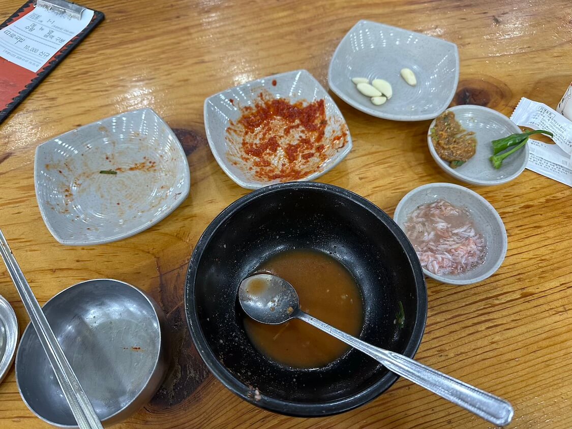 釜山グルメのテジクッパのお店。メニュー