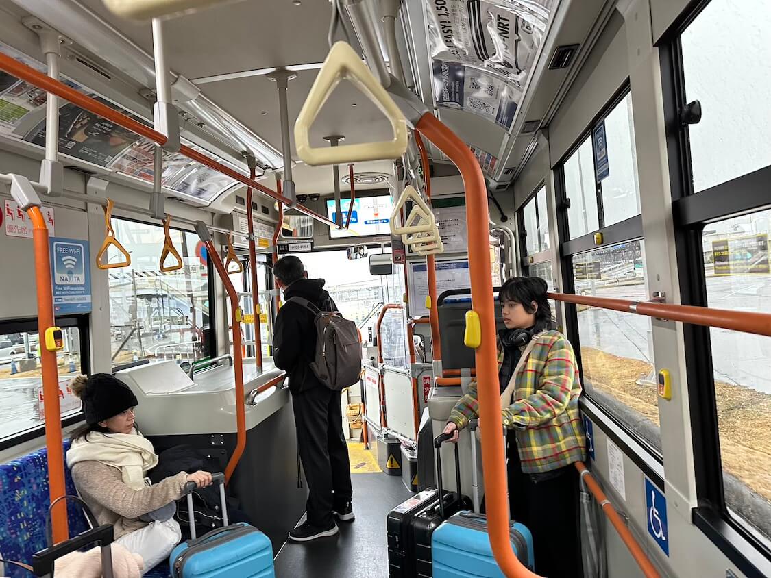 釜山乗り継ぎで済州島へ。東京成田の3ターミナルが遠かった