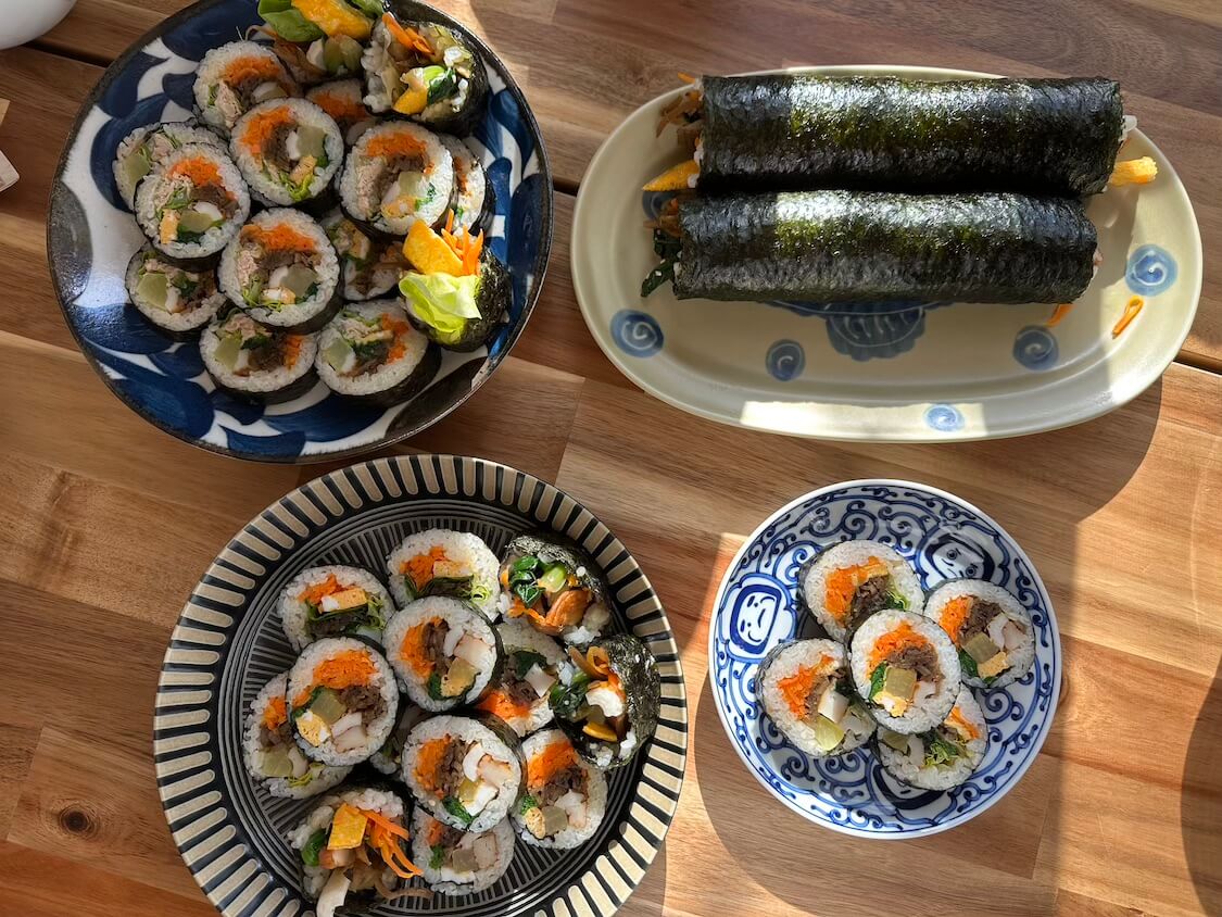 キンパ（韓国式海苔巻き）レシピ。定番具の基本キンパとツナキンパ