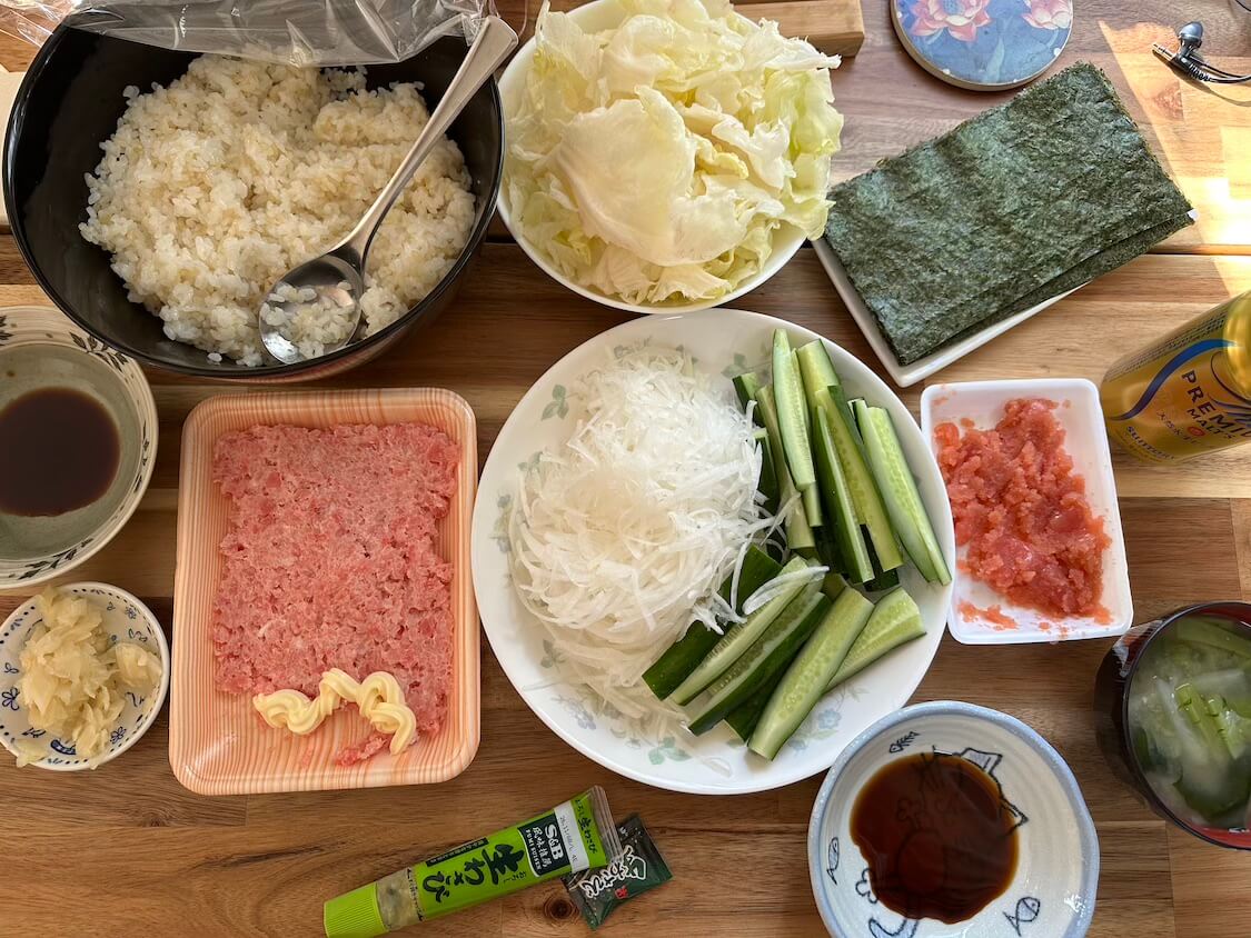 本マグロ入りネギトロ(中落ち)で手巻き寿司