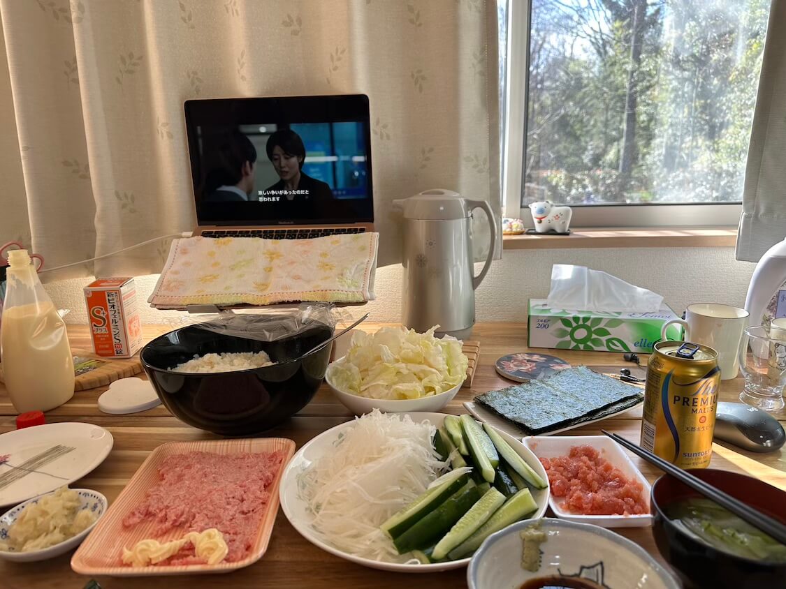 本マグロ入りネギトロ(中落ち)で手巻き寿司