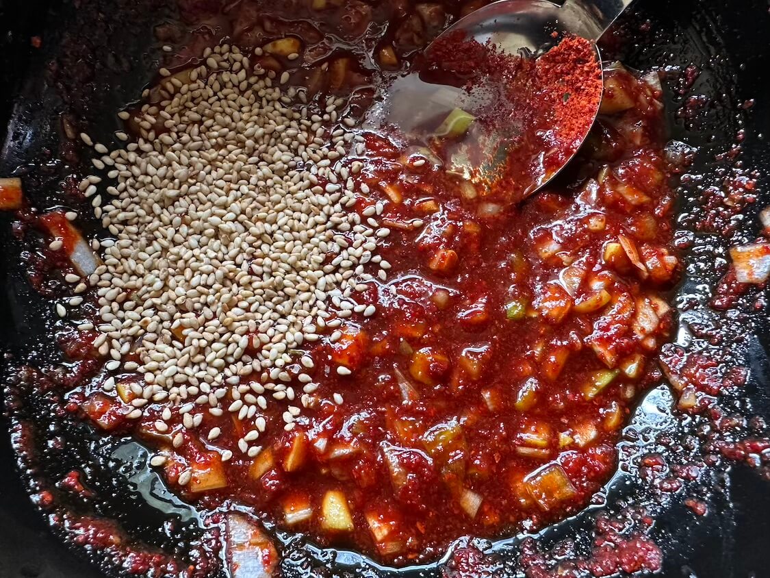 春白菜のポムドンビビンバのレシピ。ヤンニョムの調味料