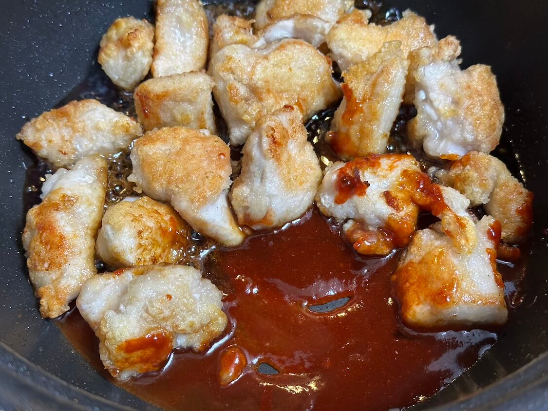 ナッツたっぷりヤンニョムチキンの作り方