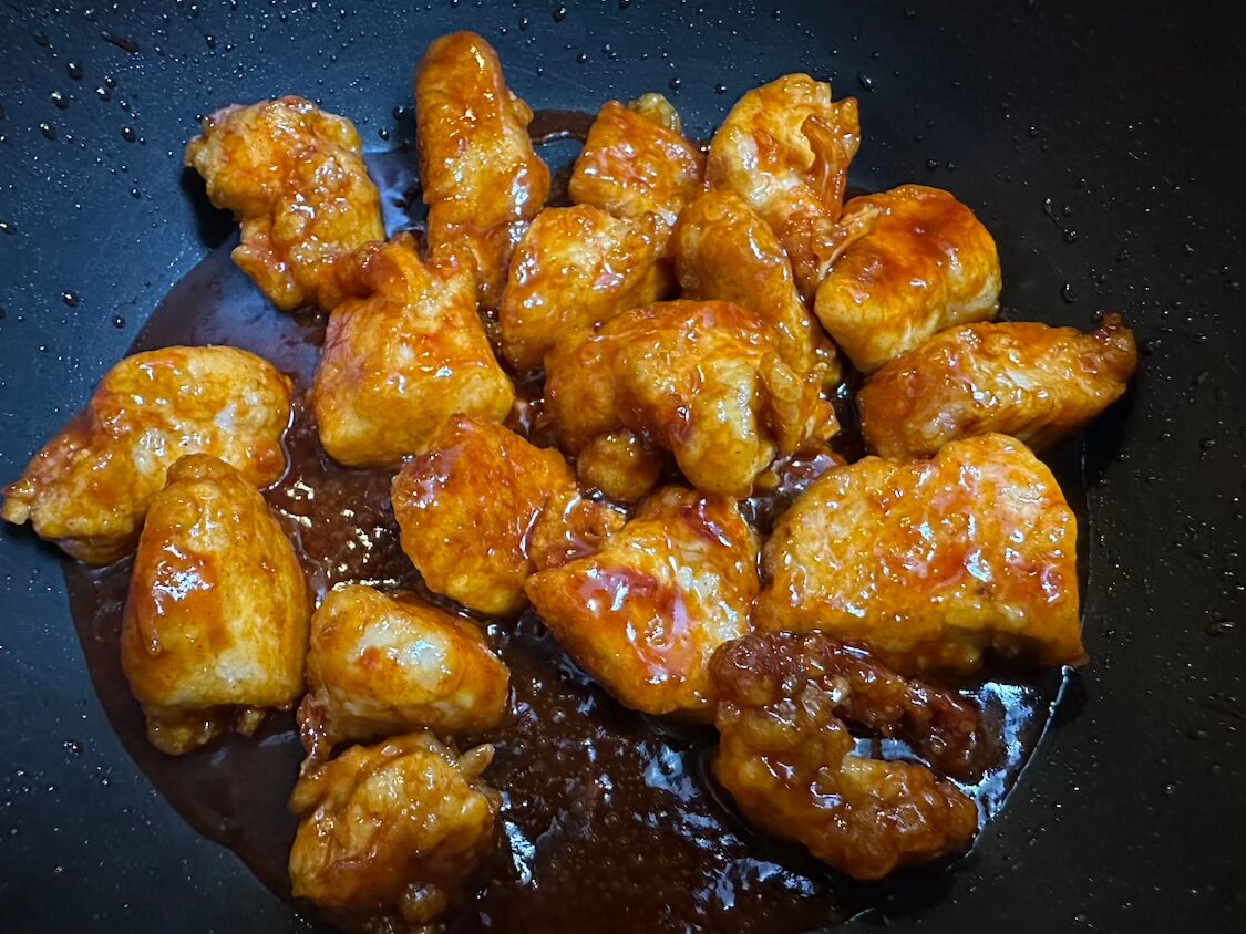 ナッツたっぷりヤンニョムチキンの作り方